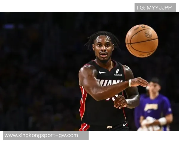 戴维恩米切尔展现全能实力精准定位角色展现无限能量